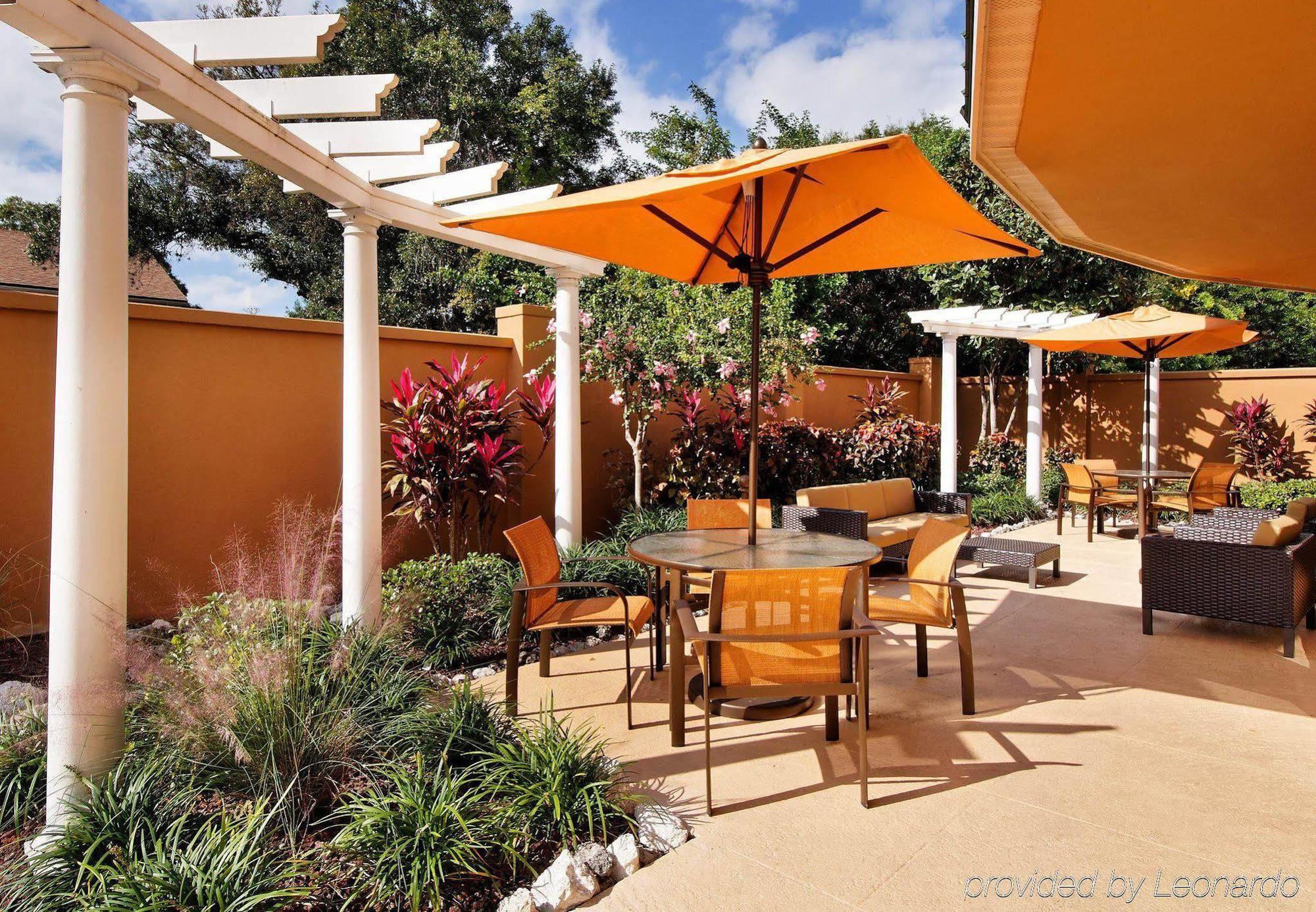 Courtyard Sarasota Bradenton Airport Hotell Exteriör bild