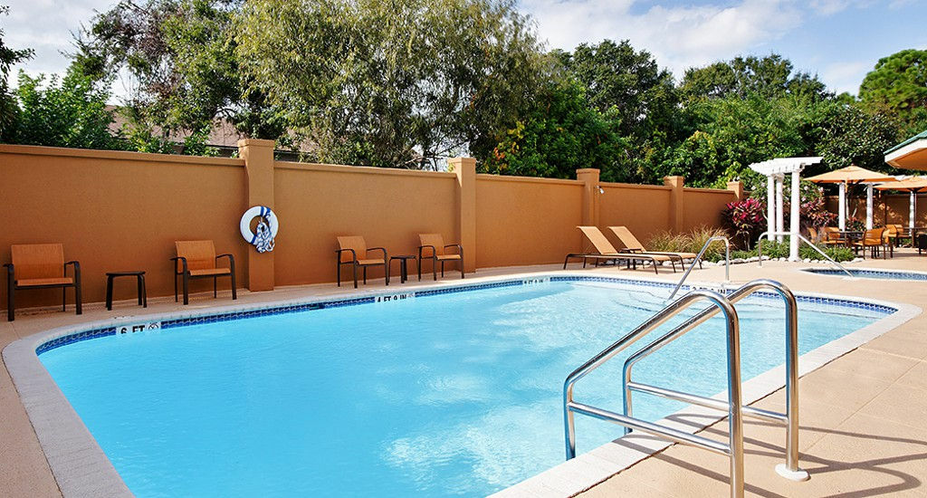 Courtyard Sarasota Bradenton Airport Hotell Exteriör bild